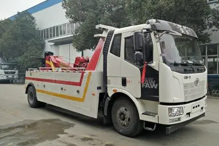 云南西盟24小时小时高速拖车流动补胎换胎汽车维修服务